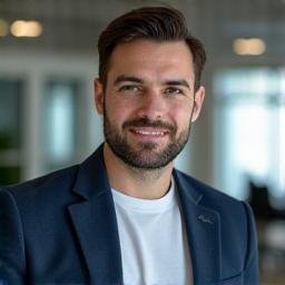 Senior Quantitative Instructor teaching a workshop